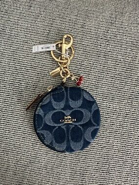 NWT Coach Circular Coin Pouch Bag Charm In Signature Denim CZ256